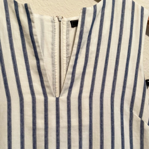 BCBGMAXAZRIA Yousra Sleeveless Peplum Dress - Picture 4 of 5